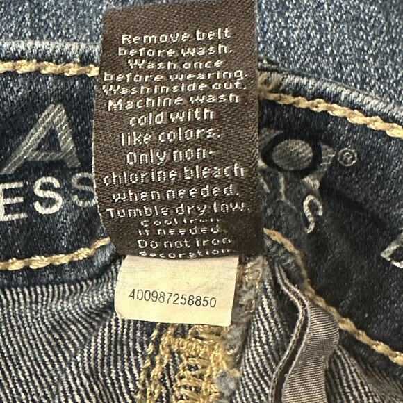 APT 9 Women’s Size 6 Bermuda Jean Shorts Dark Wash Stretch Cuffed Denim - Picture 10 of 13